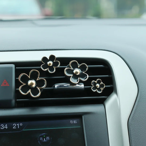 ONEMAXES Car Little Daisy Outlet Vent Perfume Clips