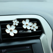 ONEMAXES Car Little Daisy Outlet Vent Perfume Clips